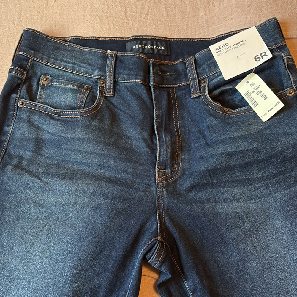 Aero | High Rise Jegging - Picture 2 of 5